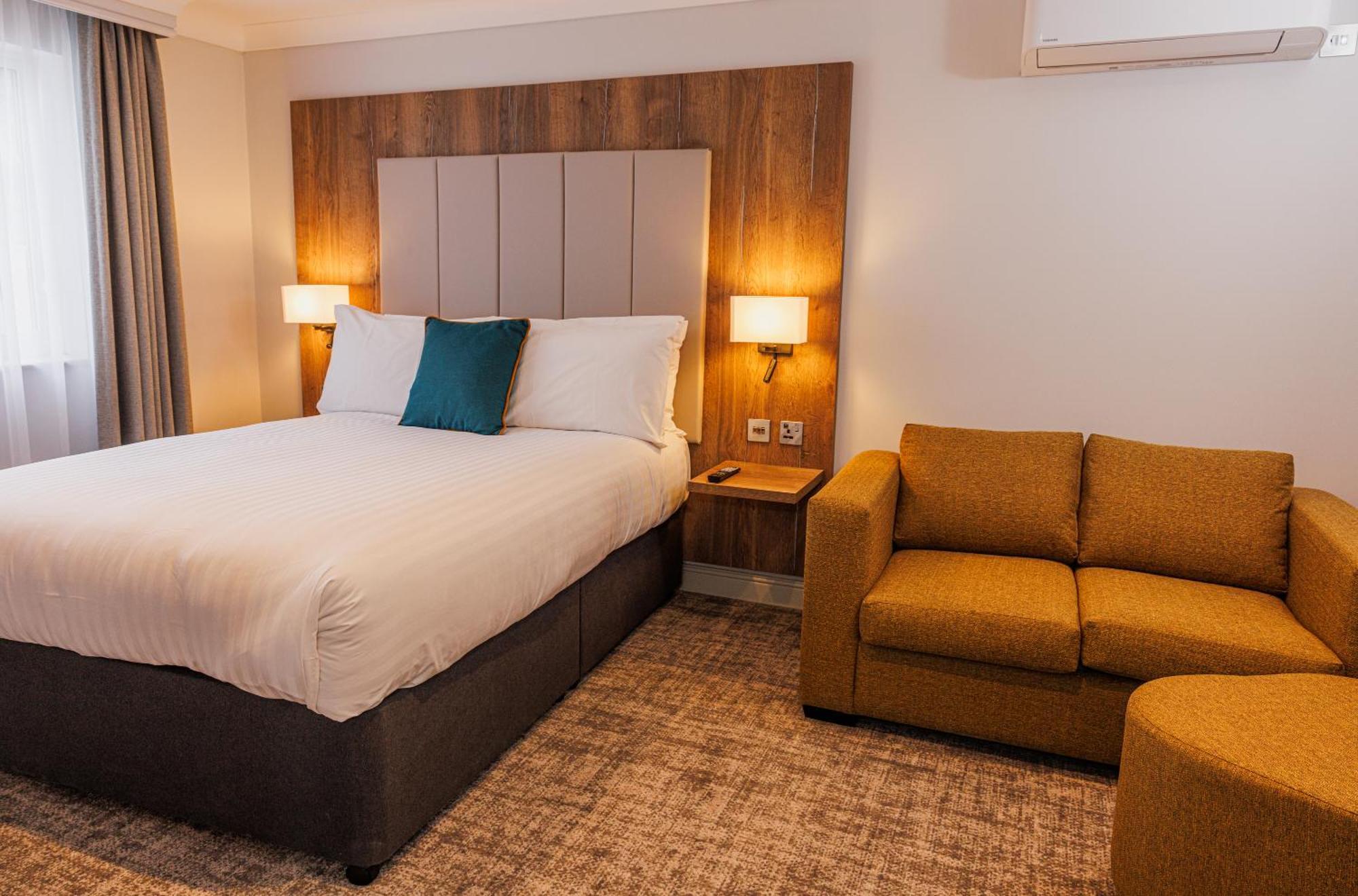 Crowne Plaza East Midlands Airport By Ihg Derby Exterior foto