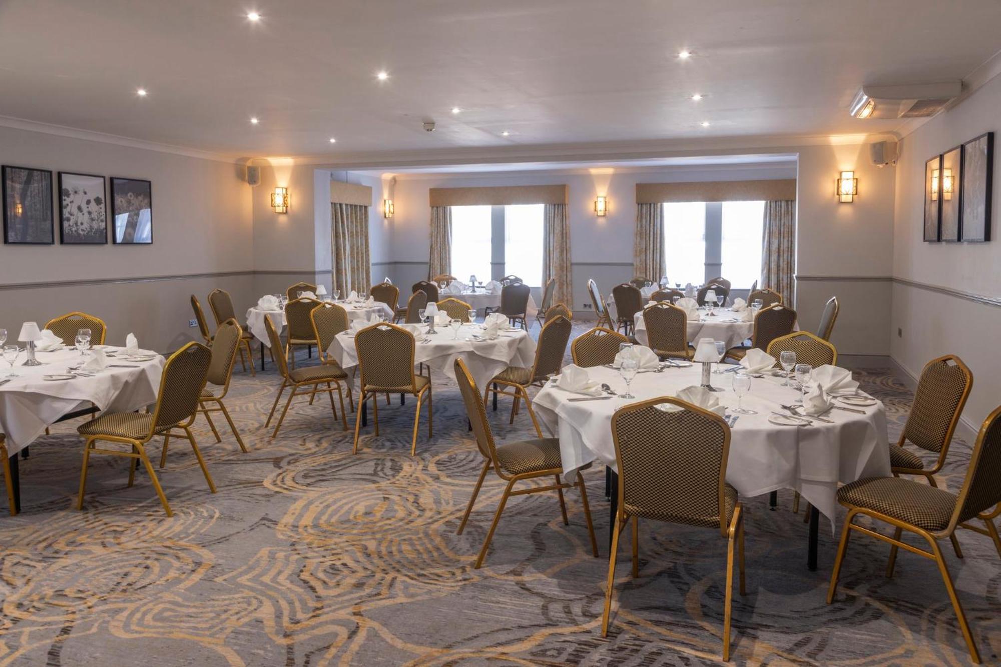 Crowne Plaza East Midlands Airport By Ihg Derby Exterior foto