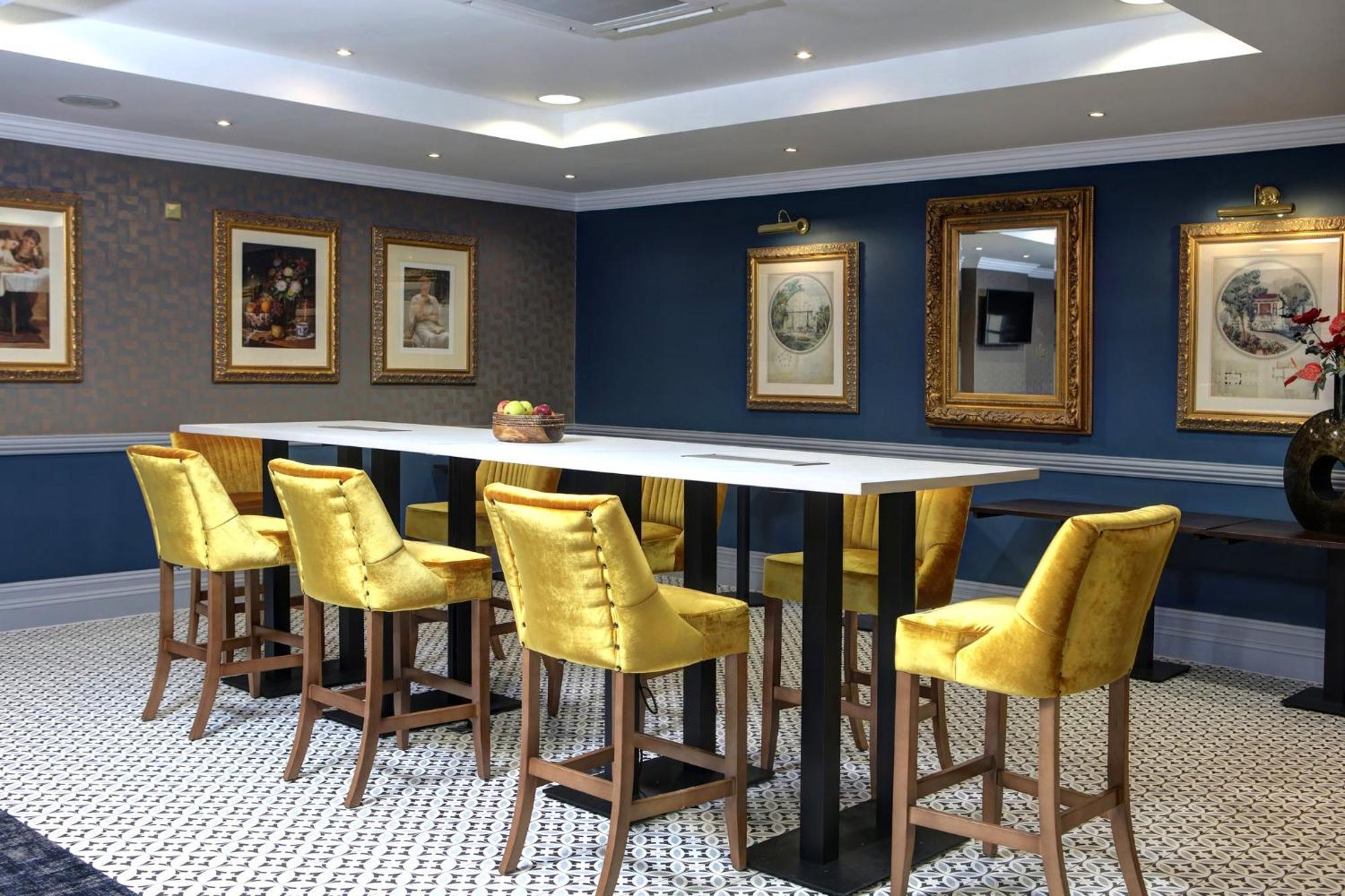 Crowne Plaza East Midlands Airport By Ihg Derby Exterior foto