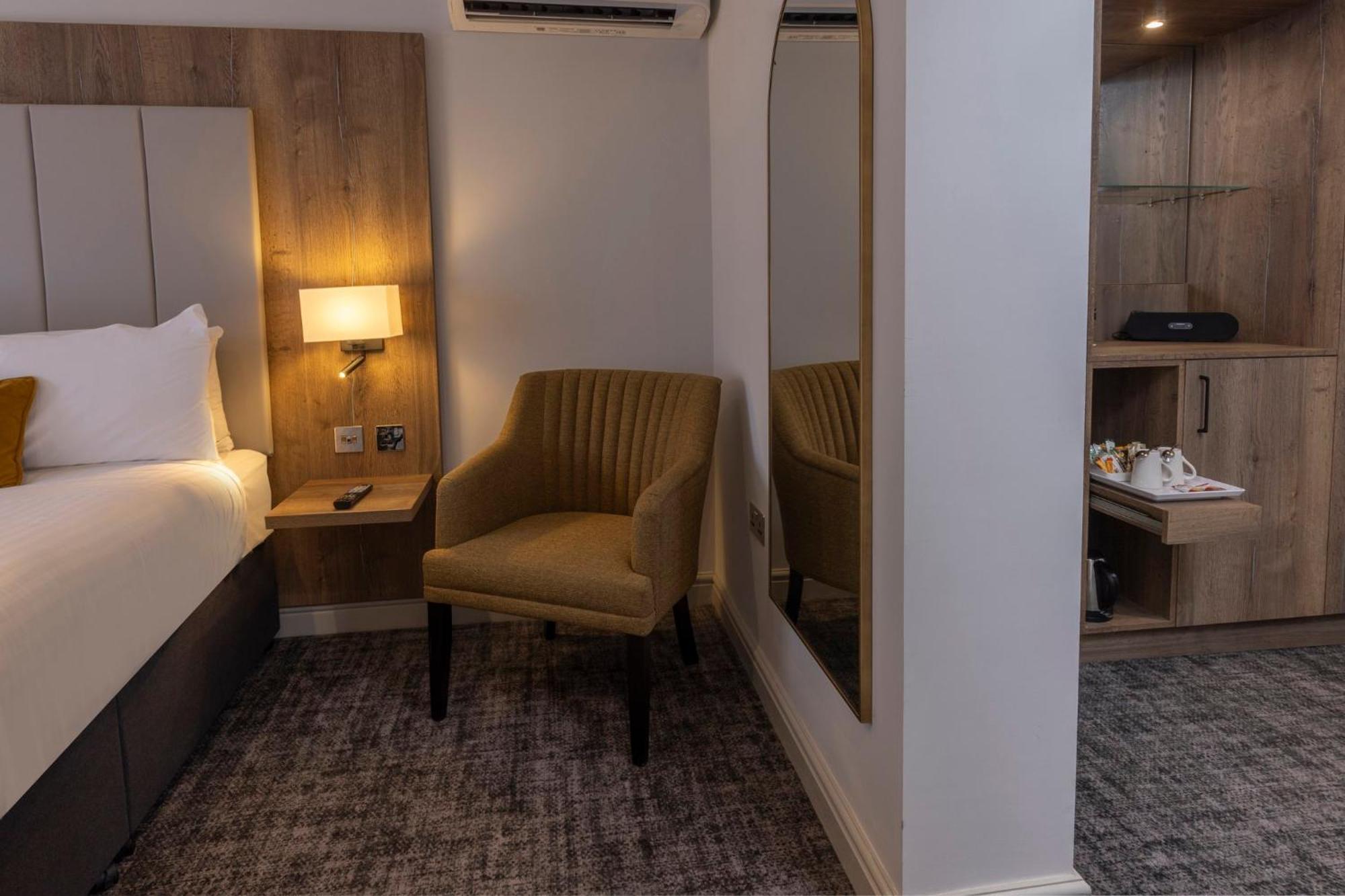 Crowne Plaza East Midlands Airport By Ihg Derby Exterior foto